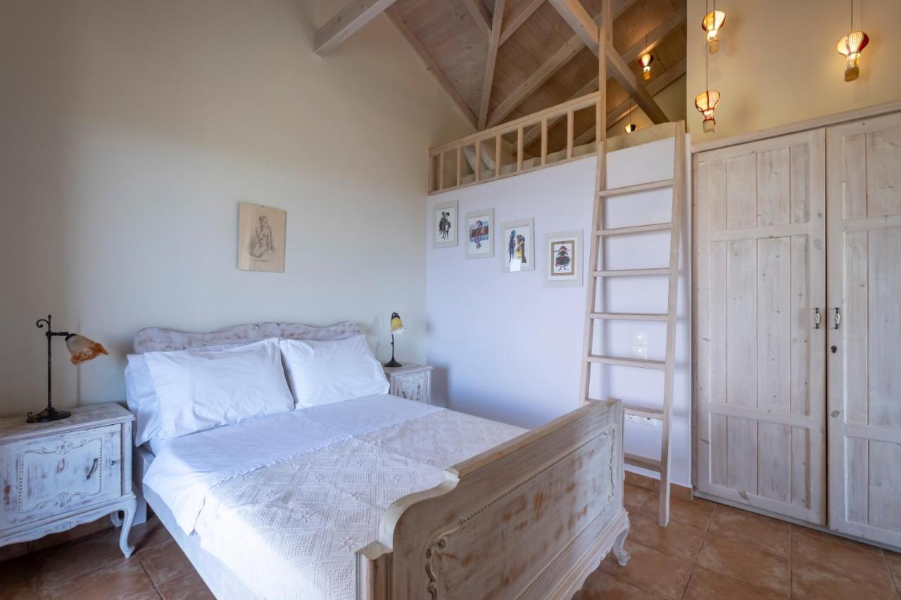 Chamaloni Cottages Фінікунда Екстер'єр фото